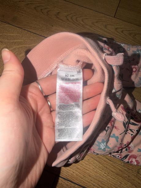 Dievčenské tepláky s kvetinovým vzorom, pepco,92