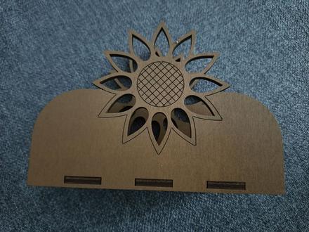 Stojan-zásobník na servítky, 