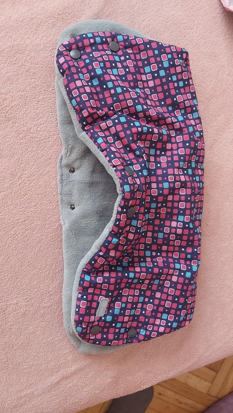 Rukávnik na kočík, 