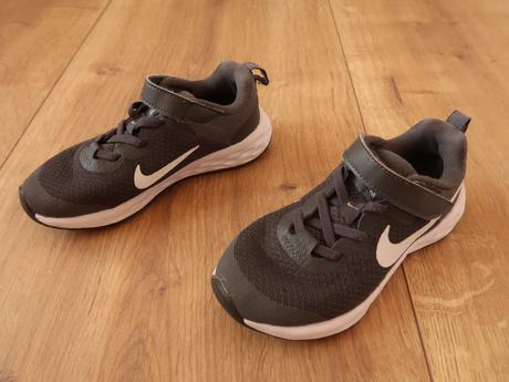 Chlapčenské tenisky nike č. 28,5 (18,5cm) top stav, nike,28