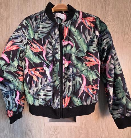 Reserved bombera, reserved,152