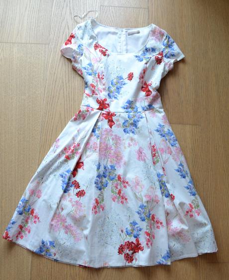 Kvietkované biele šaty orsay v 32, orsay,32