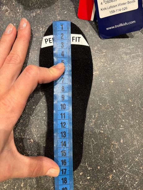 Dievčenské snehule, 26