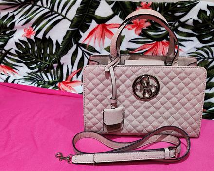 Guess kabelka ružová, guess