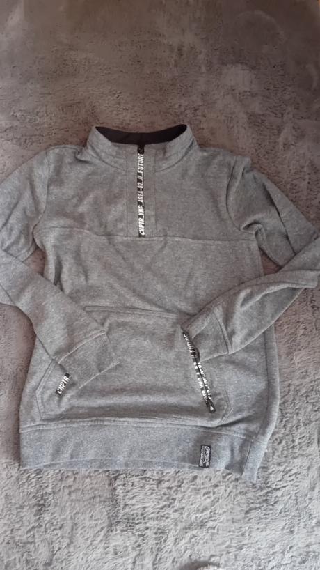 Mikina, chapter young,152