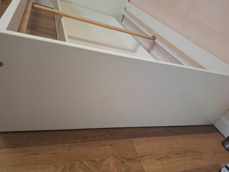 Posteľ, šírka (cm): 120,dĺžka (cm): 200