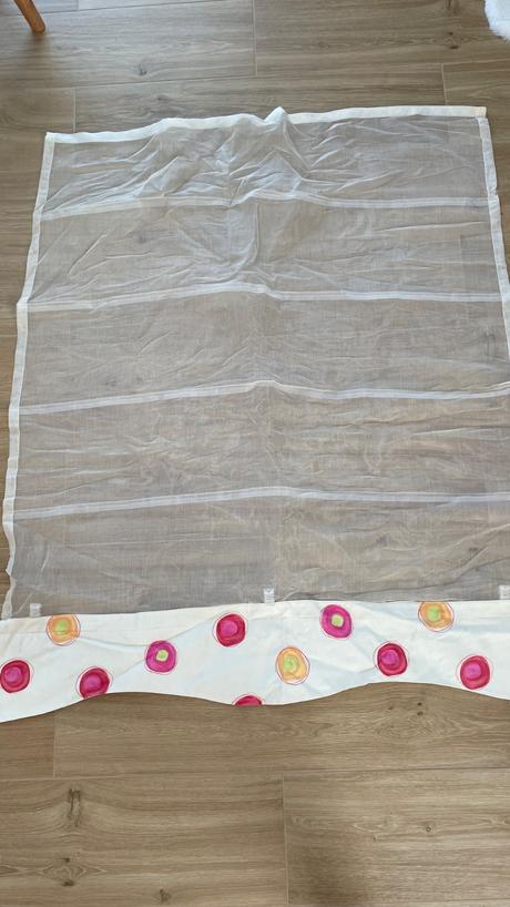 Roletky na okno 2 ks a 2 obliecky na vankusiky, 