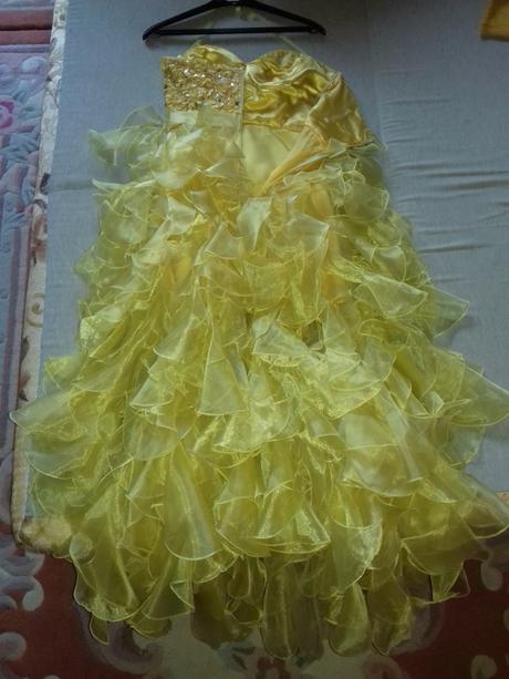 Žlté spoločenské šaty, m