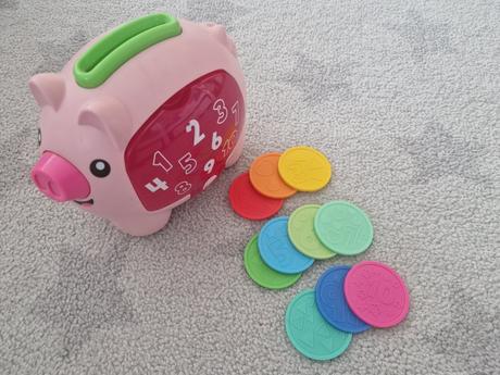 Prasiatko - pokladnička, 