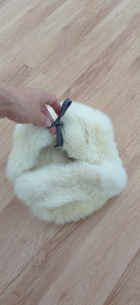 Pravá kožušinova baranica, 62