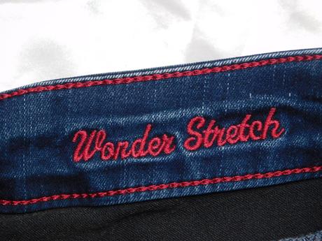 Luxusne damske trendy strečove rifle, 38