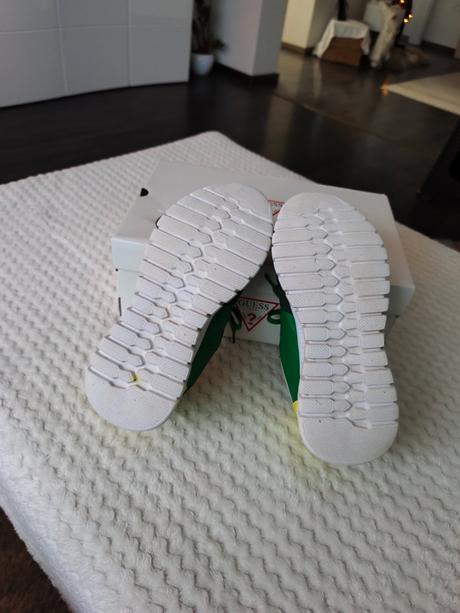 Tenisky zn.guess č.37, guess,37