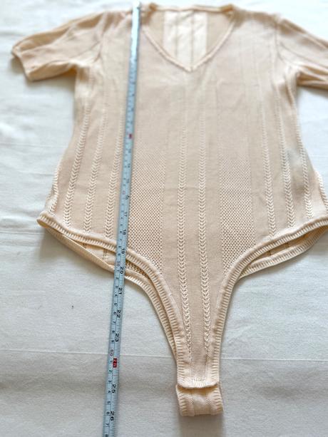 Krémové pletené body motf viskóza lyocell ažúrové, s