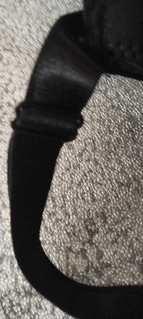 Podprsenka čierna, 92