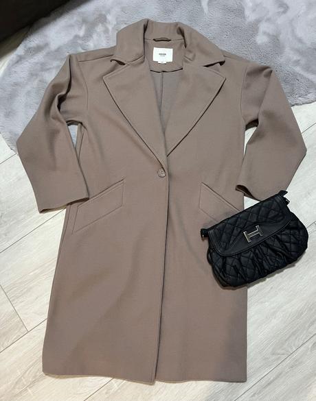 Tenší kabat, house,s