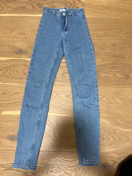 Nohavice, bershka,32