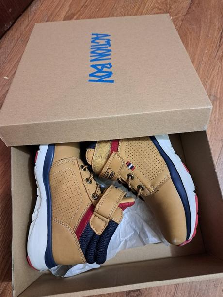 Nove prechodne topanky, 31