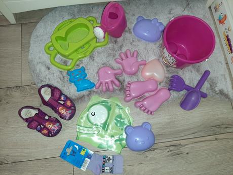 Na pieskovisko 16 kusov,