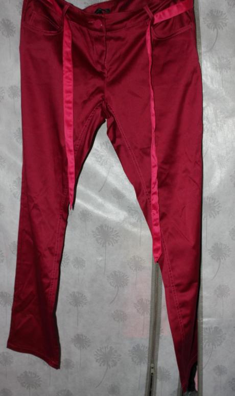 Satenove cervene nohavice, m