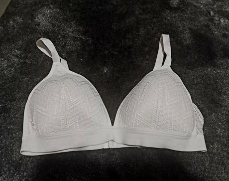 Podprsenka bez kostic vystuzena 75c, esmara,75c