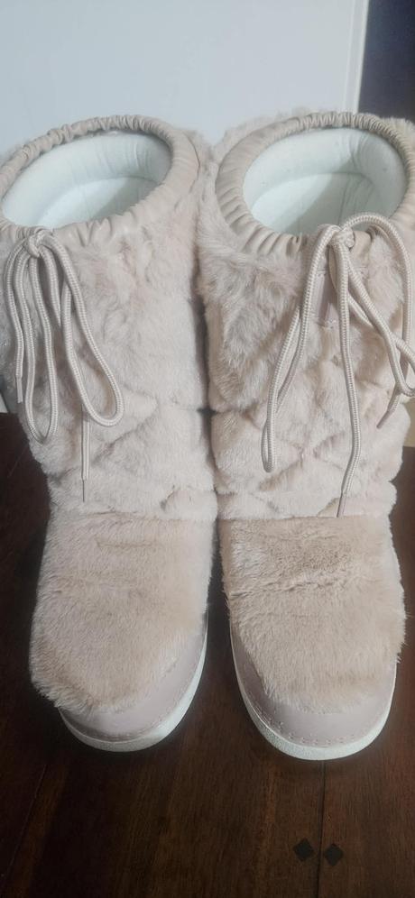 Snehule love moshino skiboot20, 39