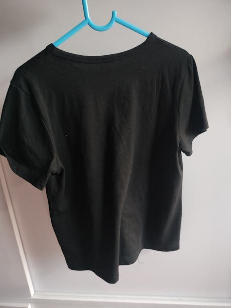 Tričko s dinosaurom, 140