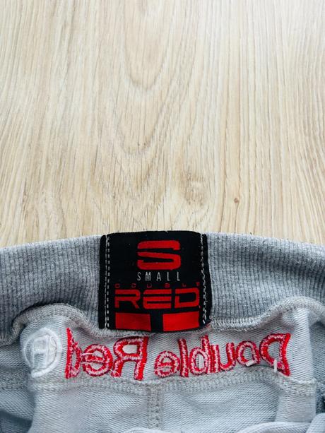 Štýlové teplákové nohavice double red,pc 44,95 eur, s