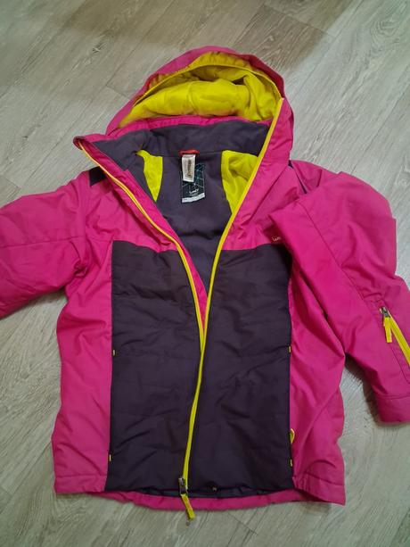 Zimná bunda, decathlon,146