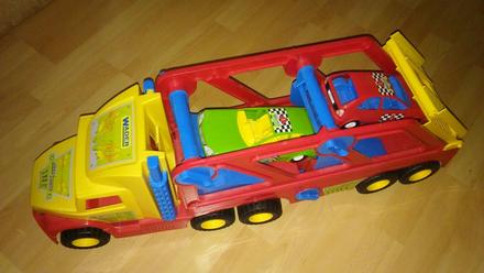 Truck s autíčkami - wader,