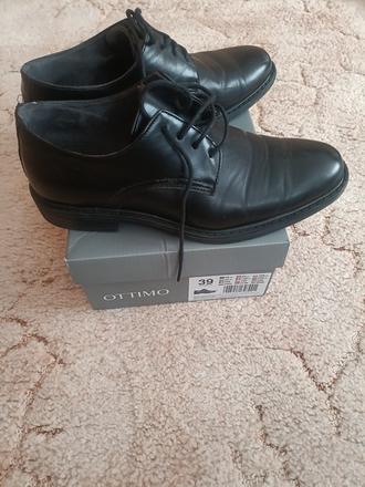 Spoločenská obuv, 39