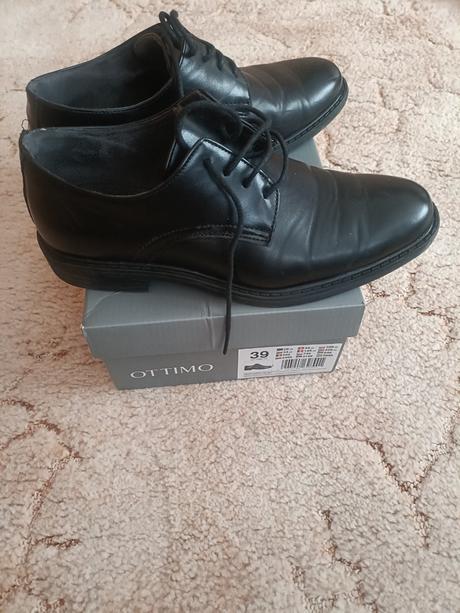Spoločenská obuv, 39