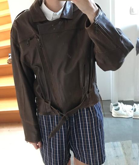 Kožená bunda, 38