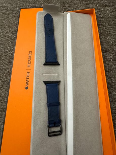 Hermès kožený naramok na apple watch, 