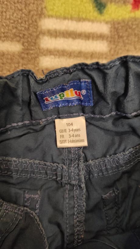 Bavlnene šortky s nastavitelnou gumickou v. 104, lupilu,104