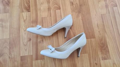 Béžové lodičky, 40