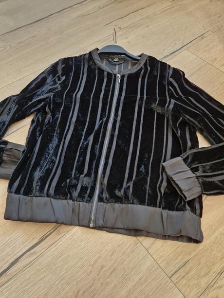 Zamatová mikina - s           2+1zadarmo, s