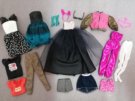 Handmade oblečenie pre barbie + doplnky,