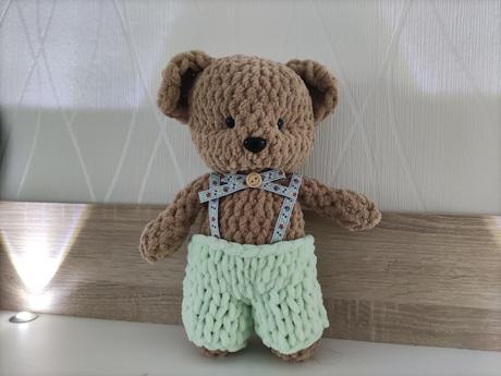 Pletený medvedík s menom dieťatka,