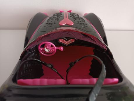 Monster high auto zadarmo k objednávke, 