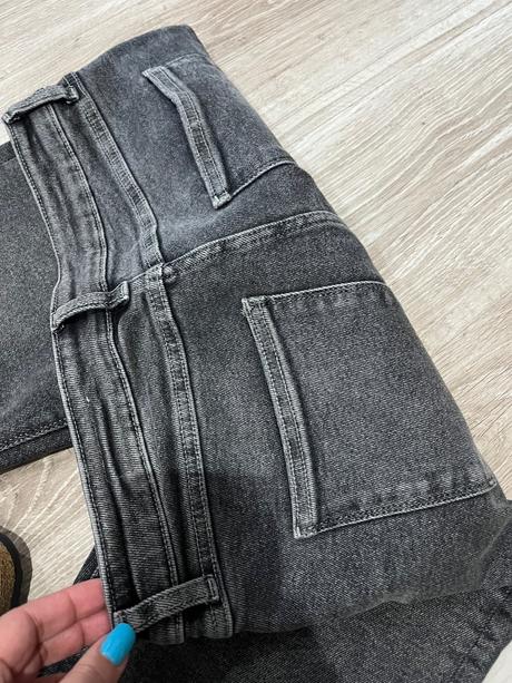 Zara mom leg, zara,l