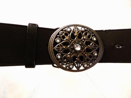 Opasok s krásnou sponou, 