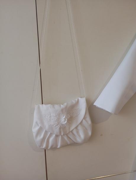 Šaty na prijímanie, 146