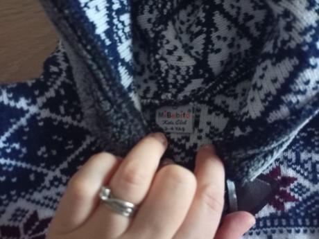 Vianočný sveter, 104