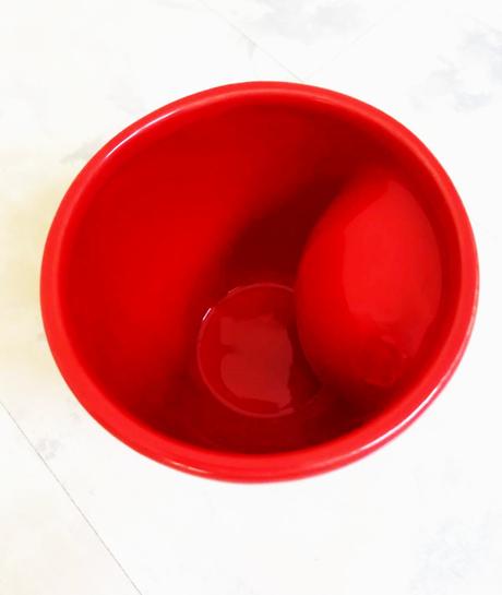 Zaujímavá šálka, 