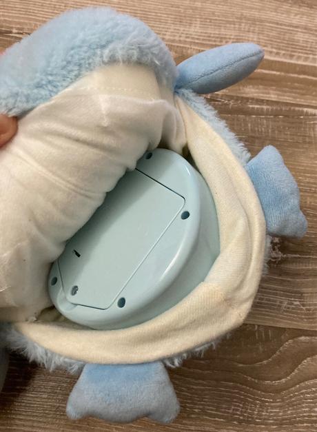 Svietiaca sova so zvukom a projektorom, 