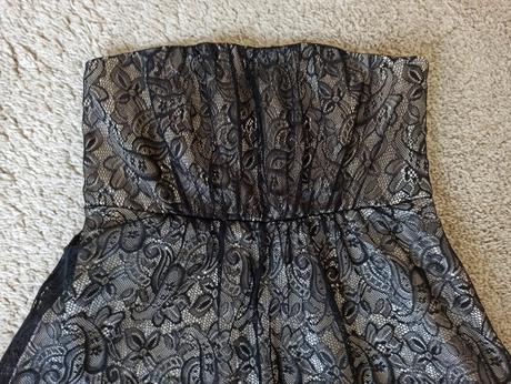 Čipkované šaty, m