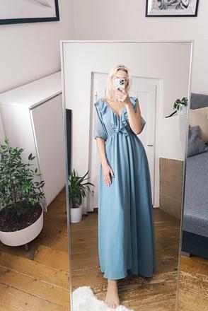 Krásne volné dlhé šaty, 38