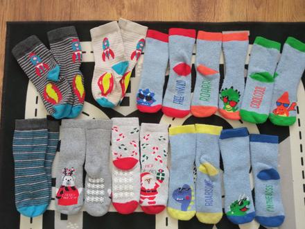 Ponožky zimné raketa dino vianočné protišmykové, lupilu,23