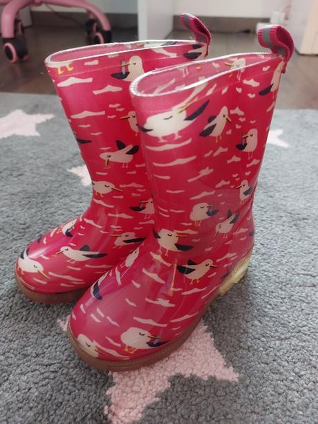 Gumáky svietiace 23, 23