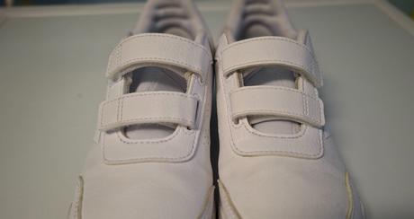 Tenisky s bielou podrážkou na suchý zips, adidas,35